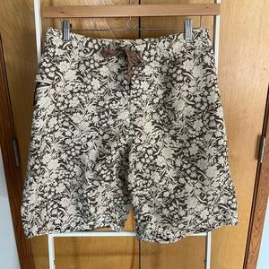 Patagonia Men’s Board Shorts Size 34